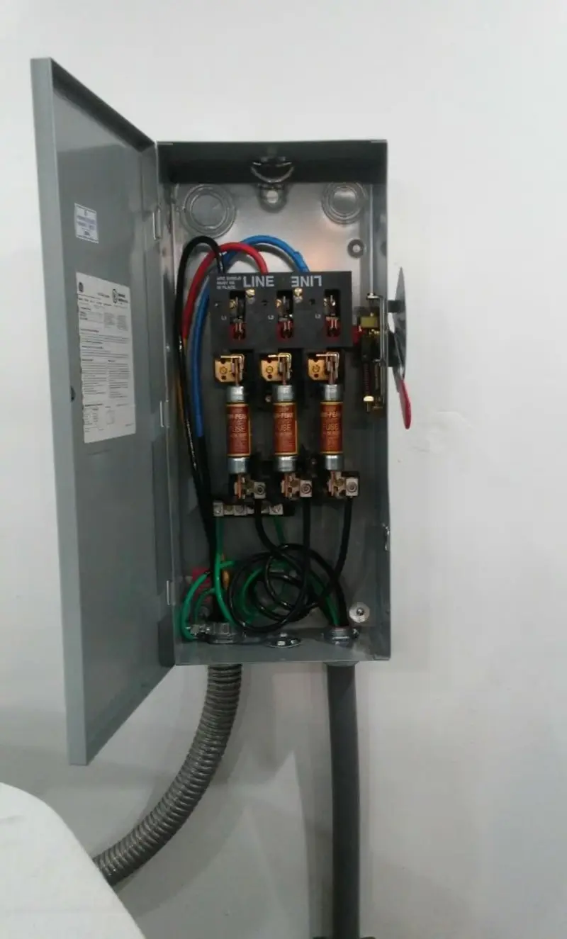 Three-phase disconnect switch installed for Smoke Detector Installation in Garwood